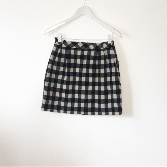 CLUB MONACO WOOL PLAID MINI SKIRT - Picture 2 of 2